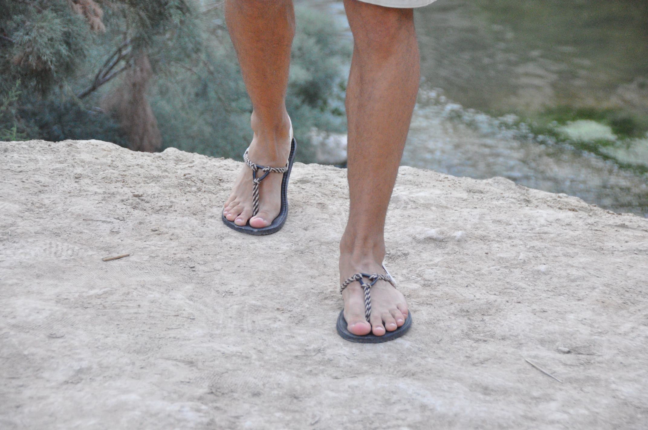 Craftsmanship CAFFEÏNE sandals